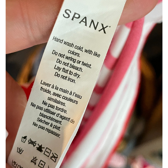 Women's XL Spanx Long Sleeve Sun Shirt Striped Red White Lycra - Picture 5 of 6